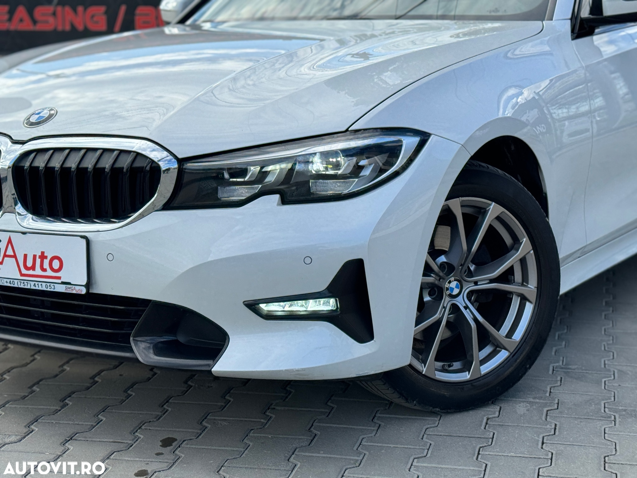 BMW Seria 3 320i AT - 30