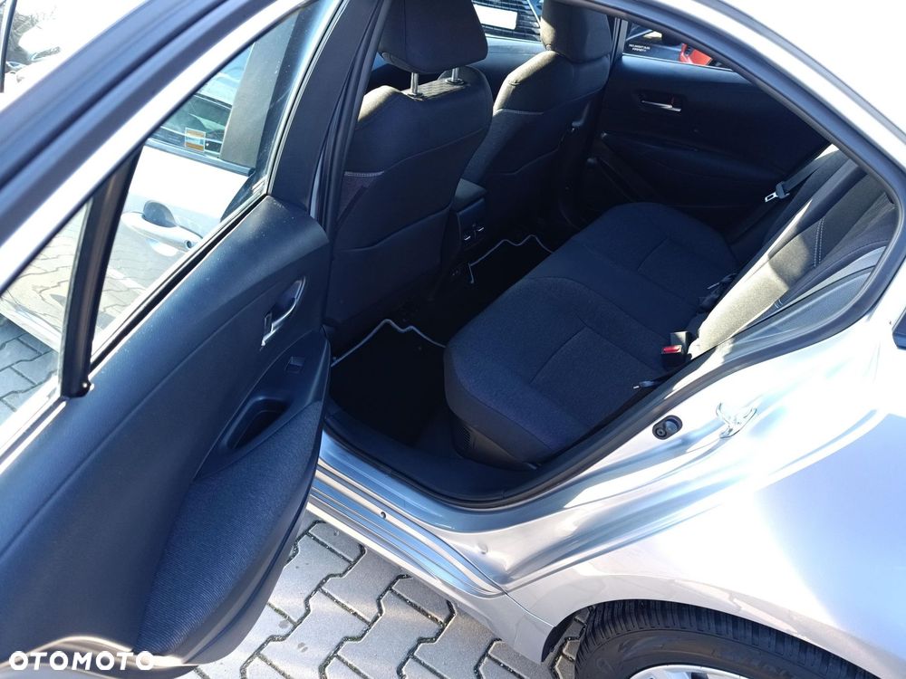 Toyota Corolla 1.8 Hybrid Comfort - 16