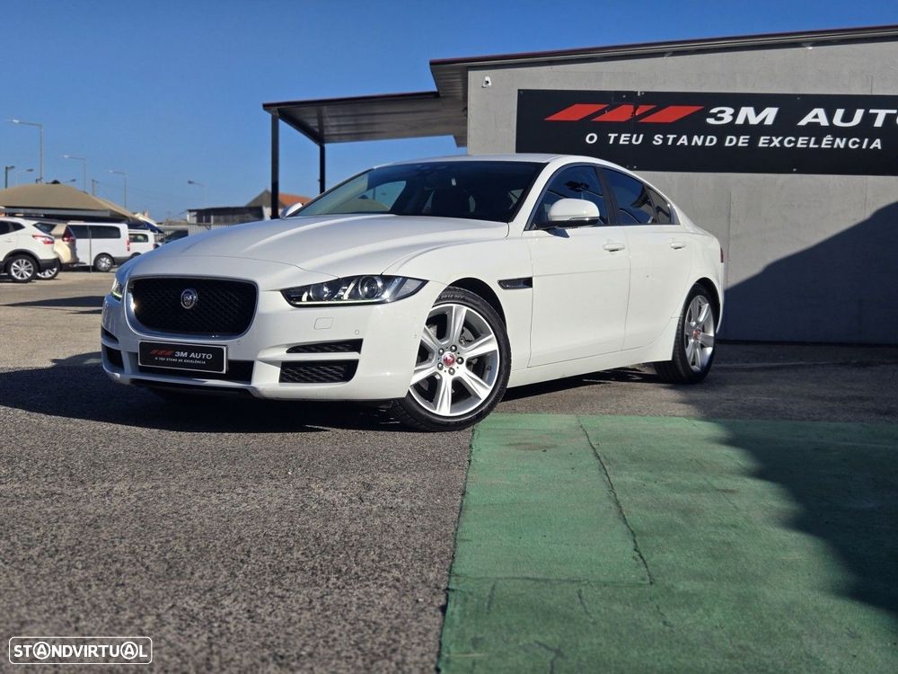 Jaguar XE 2.0 D Pure Aut. - 1
