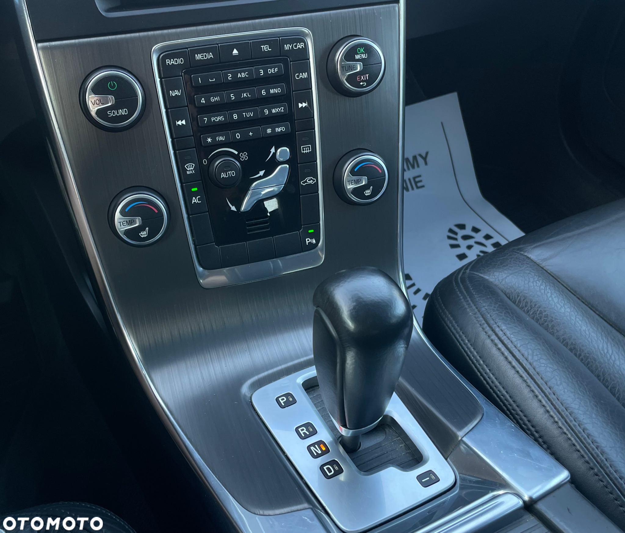 Volvo V60 D3 Geartronic Summum - 14