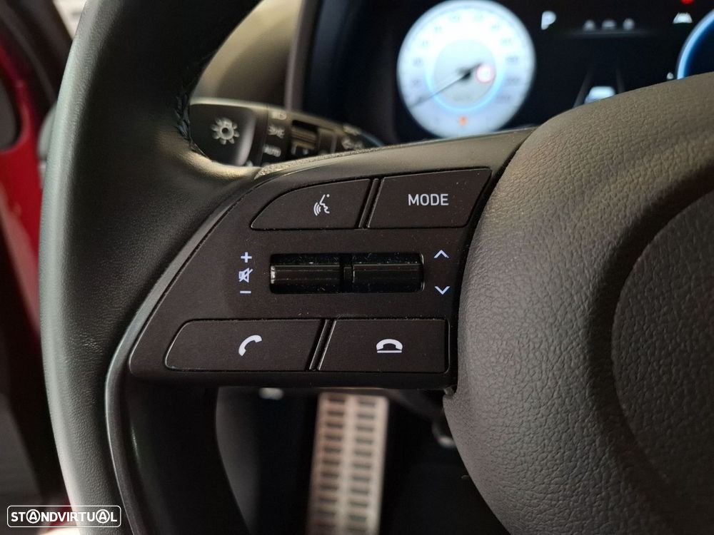 Hyundai Bayon 1.0 T-GDI Premium DCT — fotografia 16