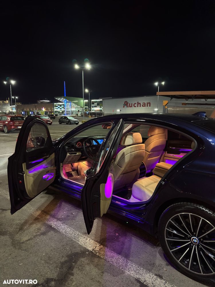 BMW Seria 7 730d Aut. - 14