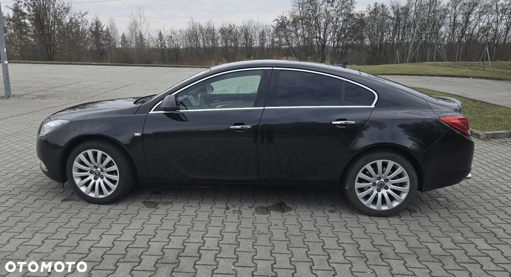 Opel Insignia 2.0 T Cosmo 4x4 - 3