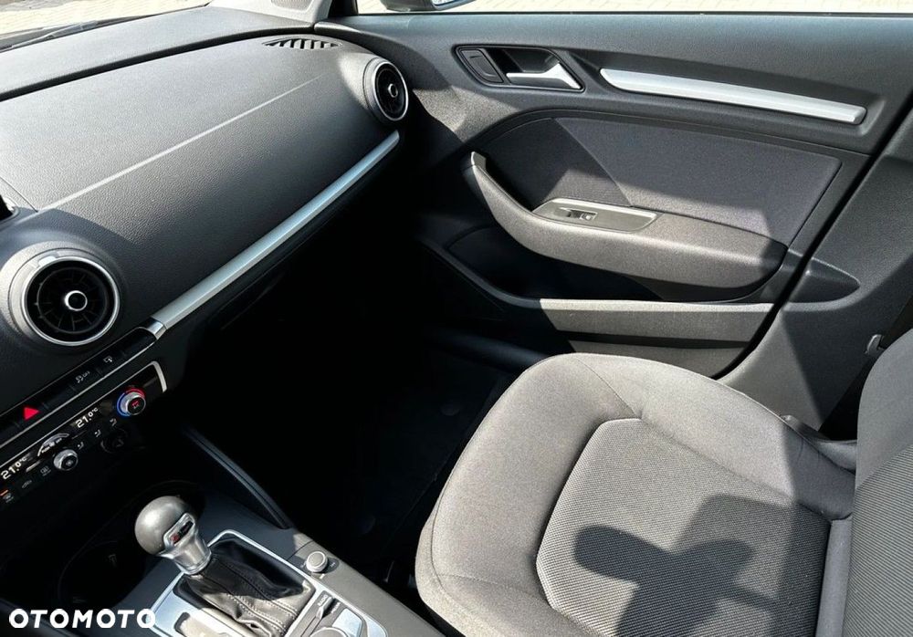 Audi A3 Sportback - 20