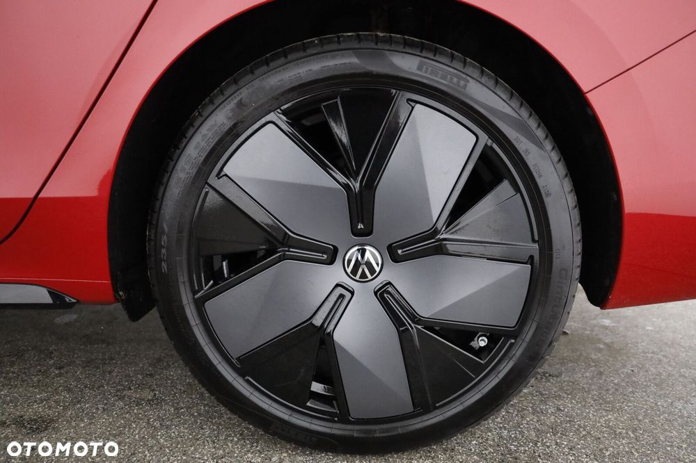 Volkswagen Passat - 31