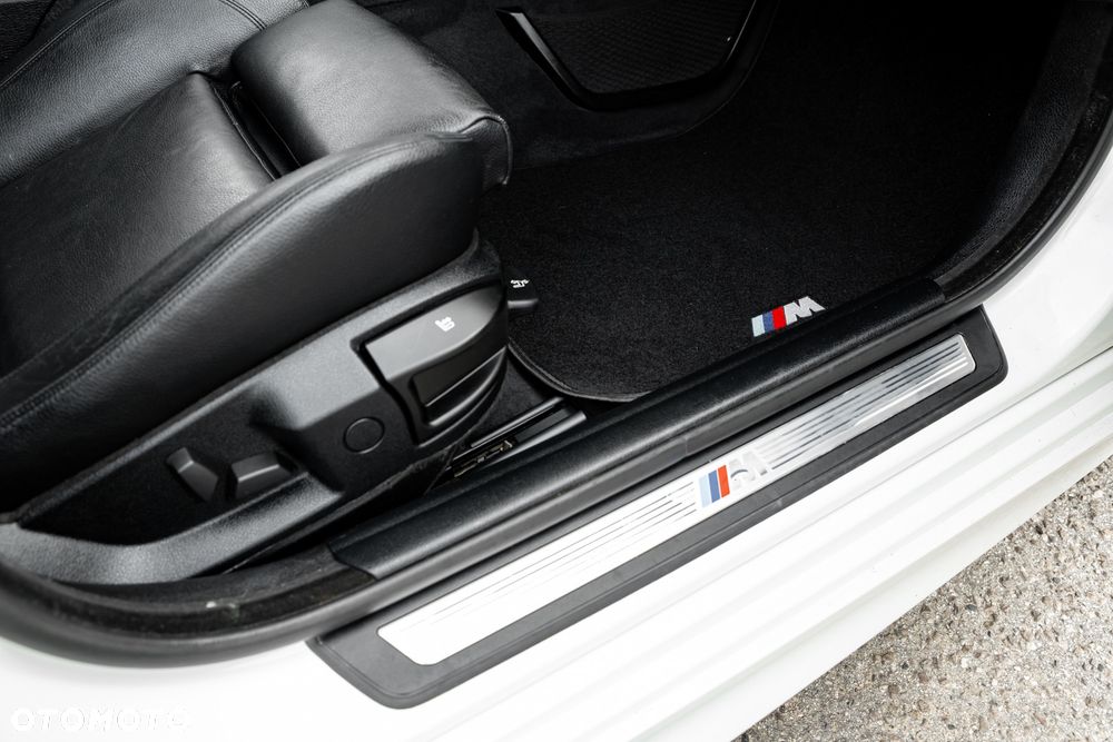 BMW Seria 5 520d - 26