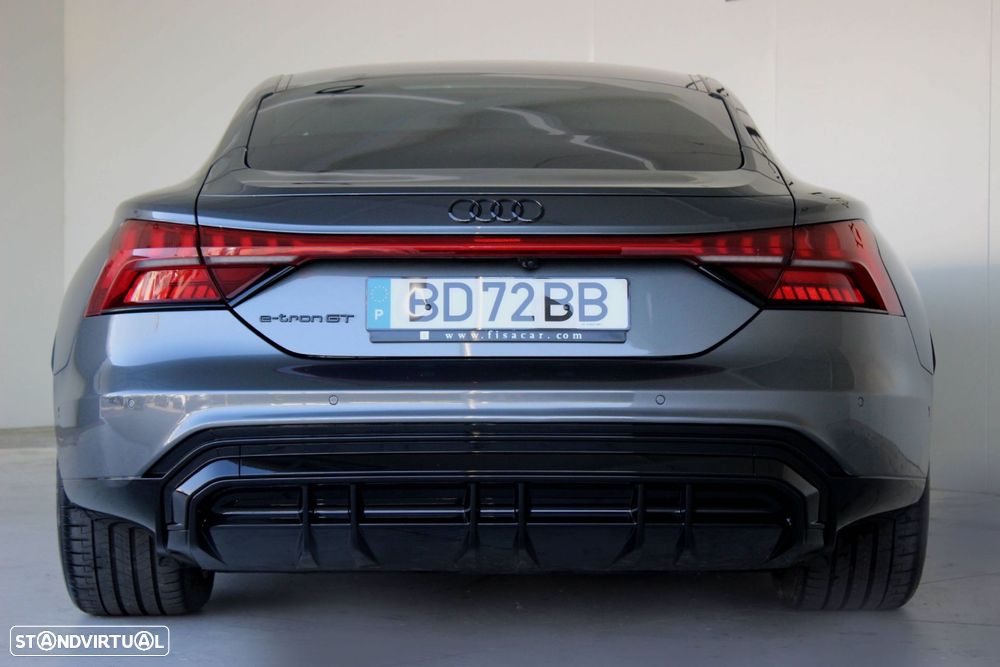 Audi e-tron GT quattro - 8