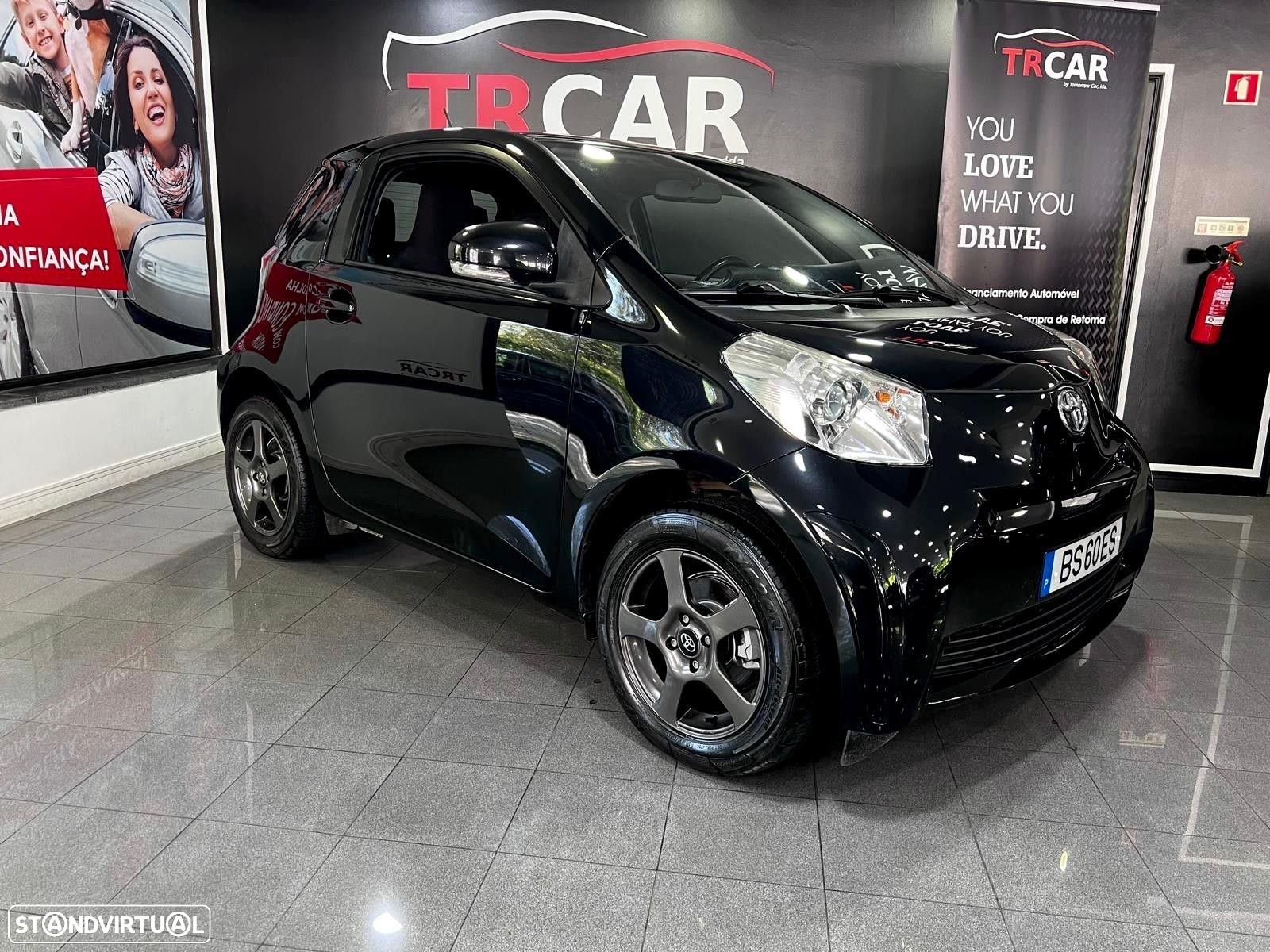 Toyota iQ 1.0 VVT-i 2 - 4