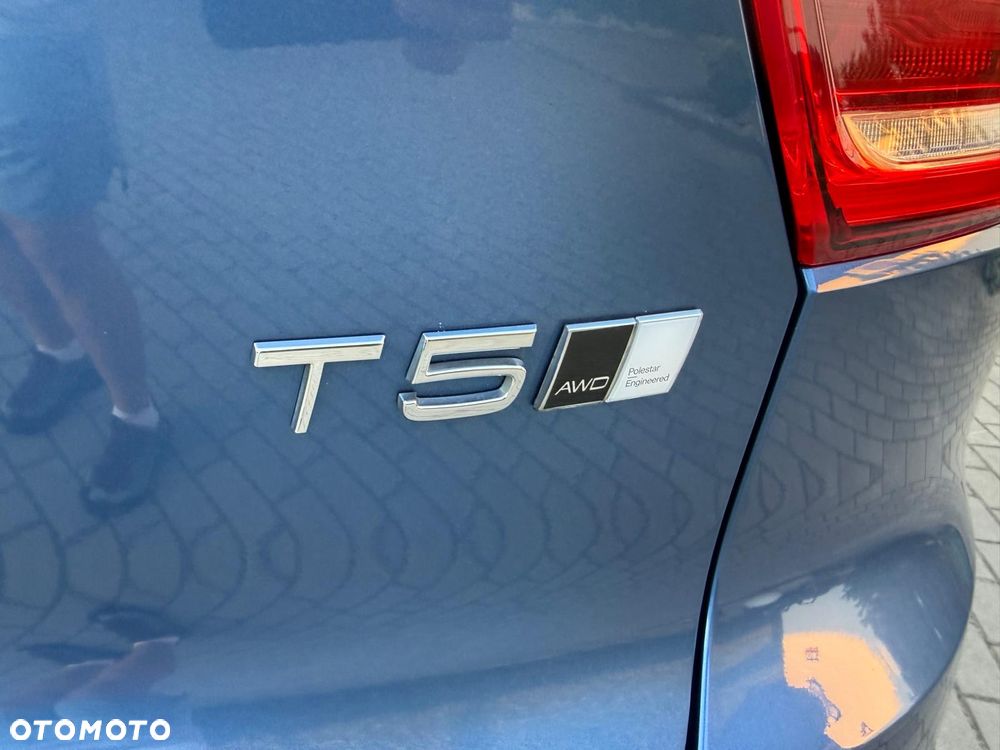 Volvo XC 40 T5 AWD R-Design - 30