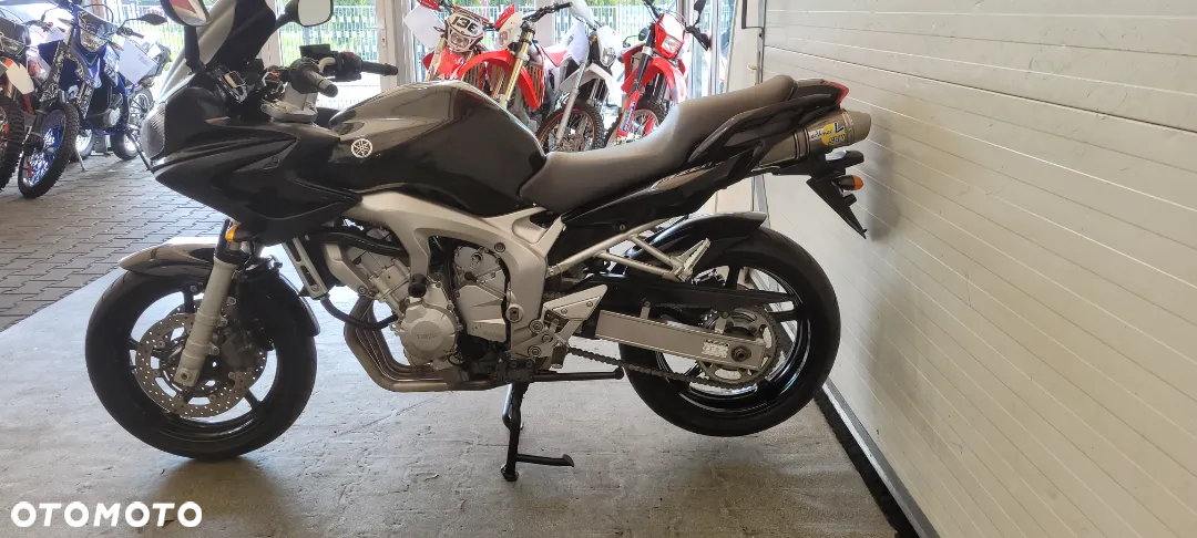 Yamaha FZ - 8