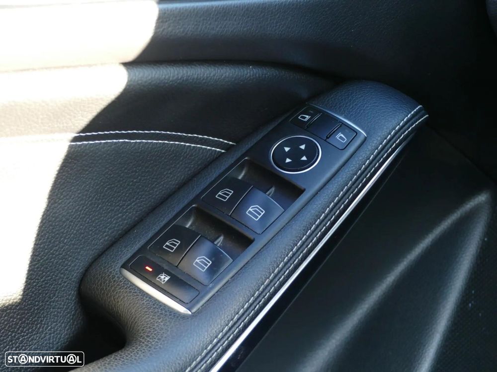 Mercedes-Benz A 180 CDi BE Edition Urban - 32