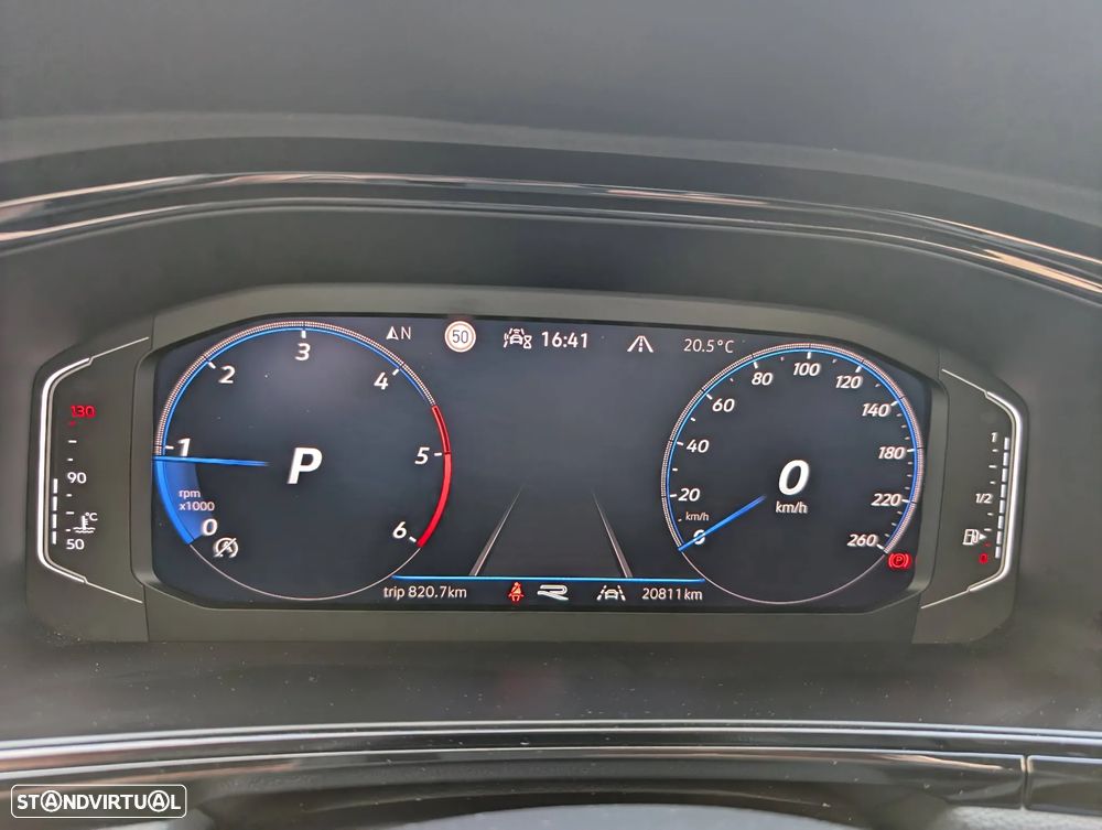 VW T-Roc 2.0 TDI R-Line DSG - 16