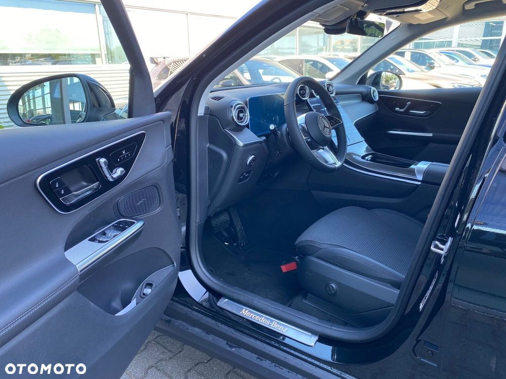 Mercedes-Benz GLC - 9