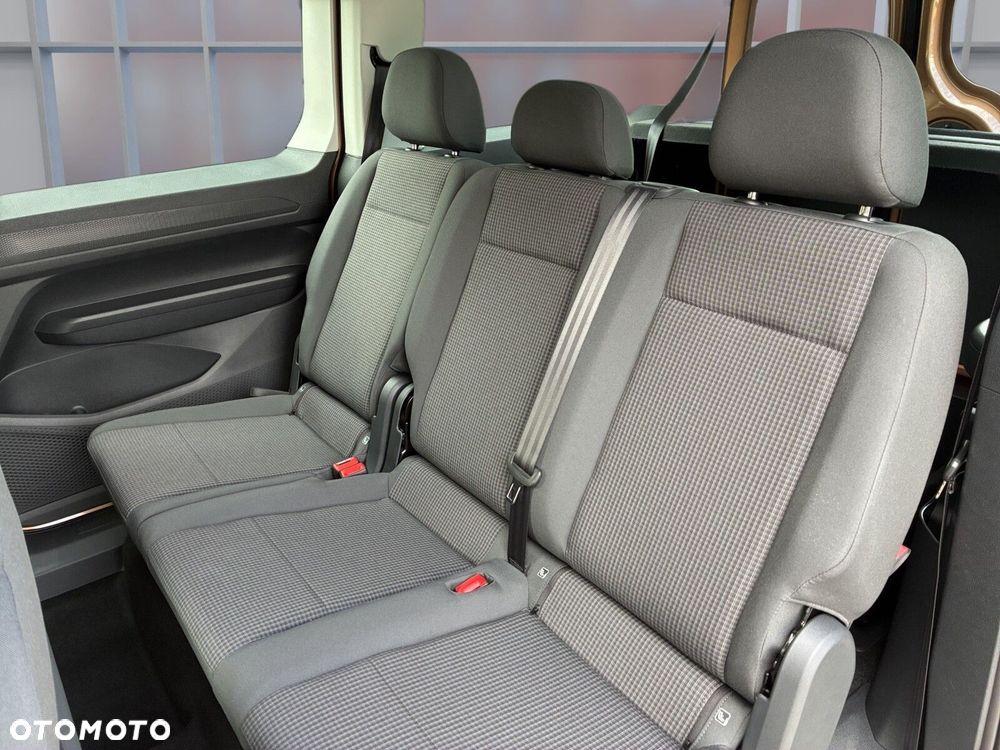 Volkswagen Caddy Maxi/AUTOMAT/7 osob., benzyna 1.5 TSI 116 KM r. o. 2970 mm - 19