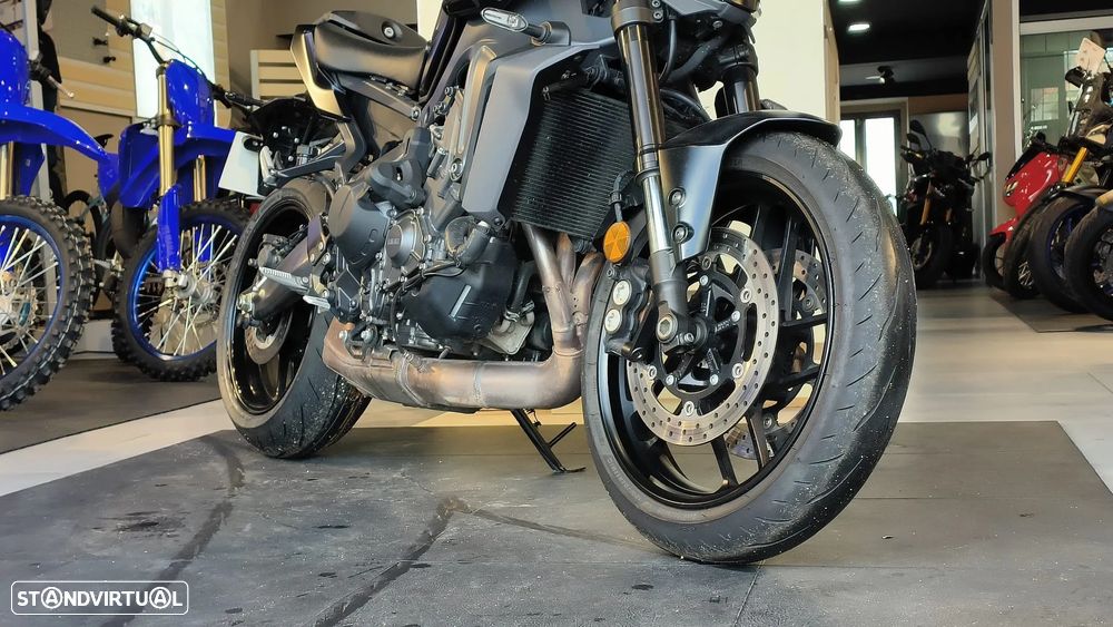 Yamaha MT-09 Y-AMT - 4