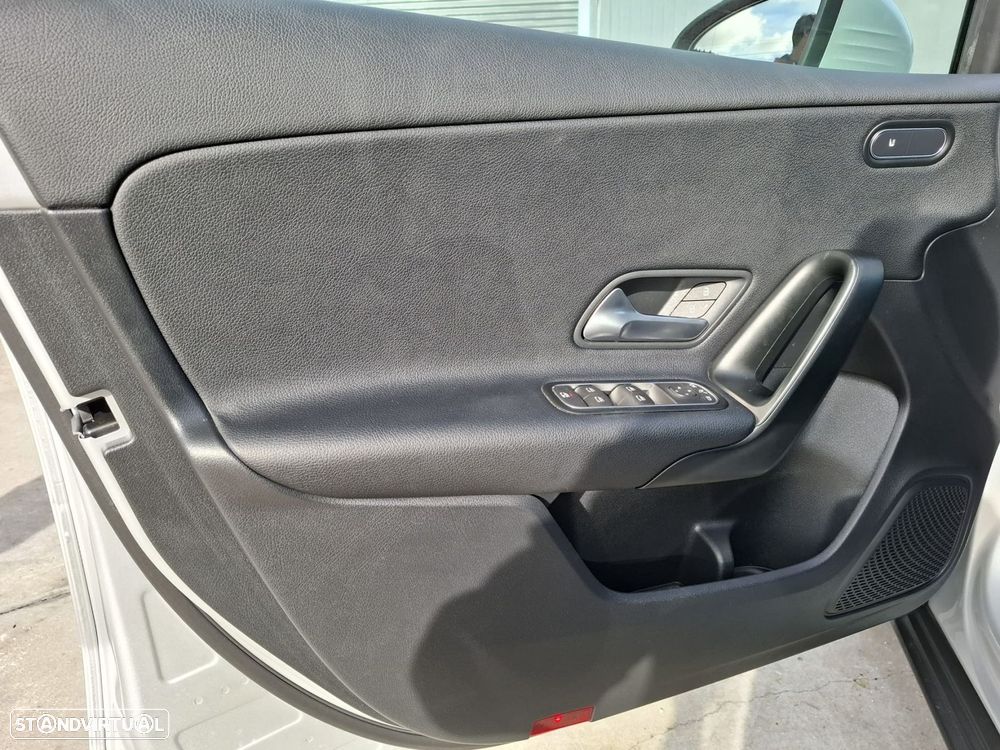 Mercedes-Benz A 200 Style Aut. - 45