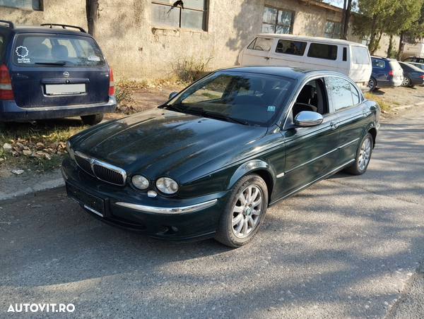 Dezmembrari  Jaguar X-TYPE (CF1)  2001  > 2009 2.5 V6 tractiune integ