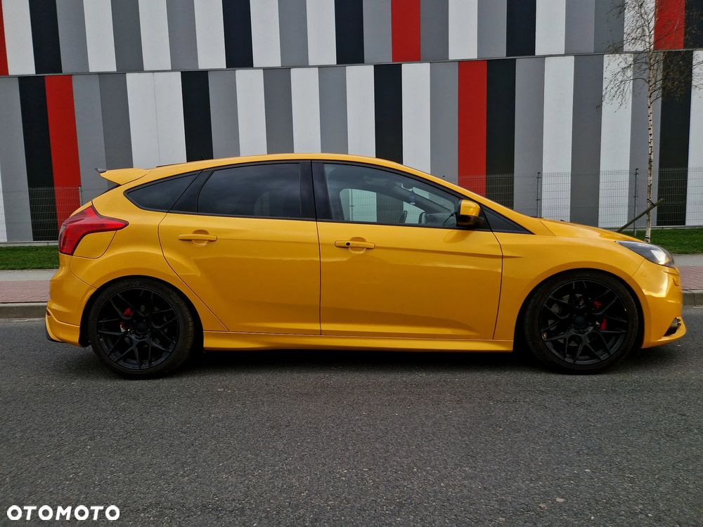 Ford Focus - 8