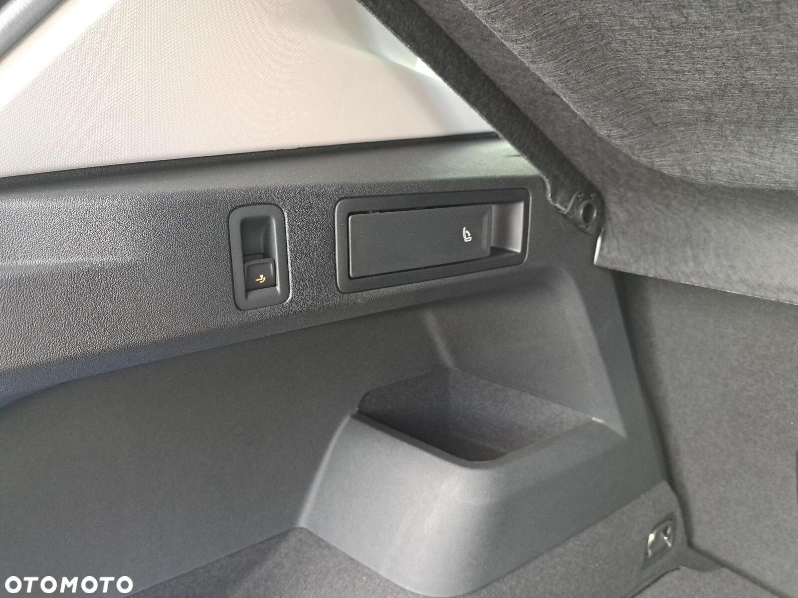 Volkswagen Tiguan - 16