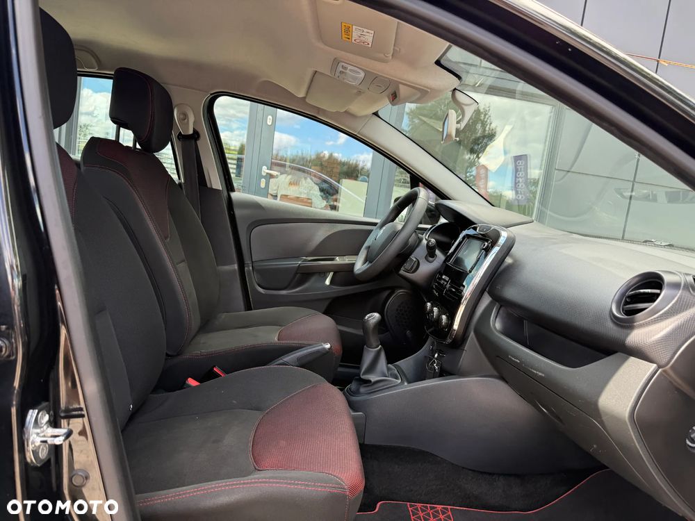 Renault Clio 1.2 16V 75 Collection - 30