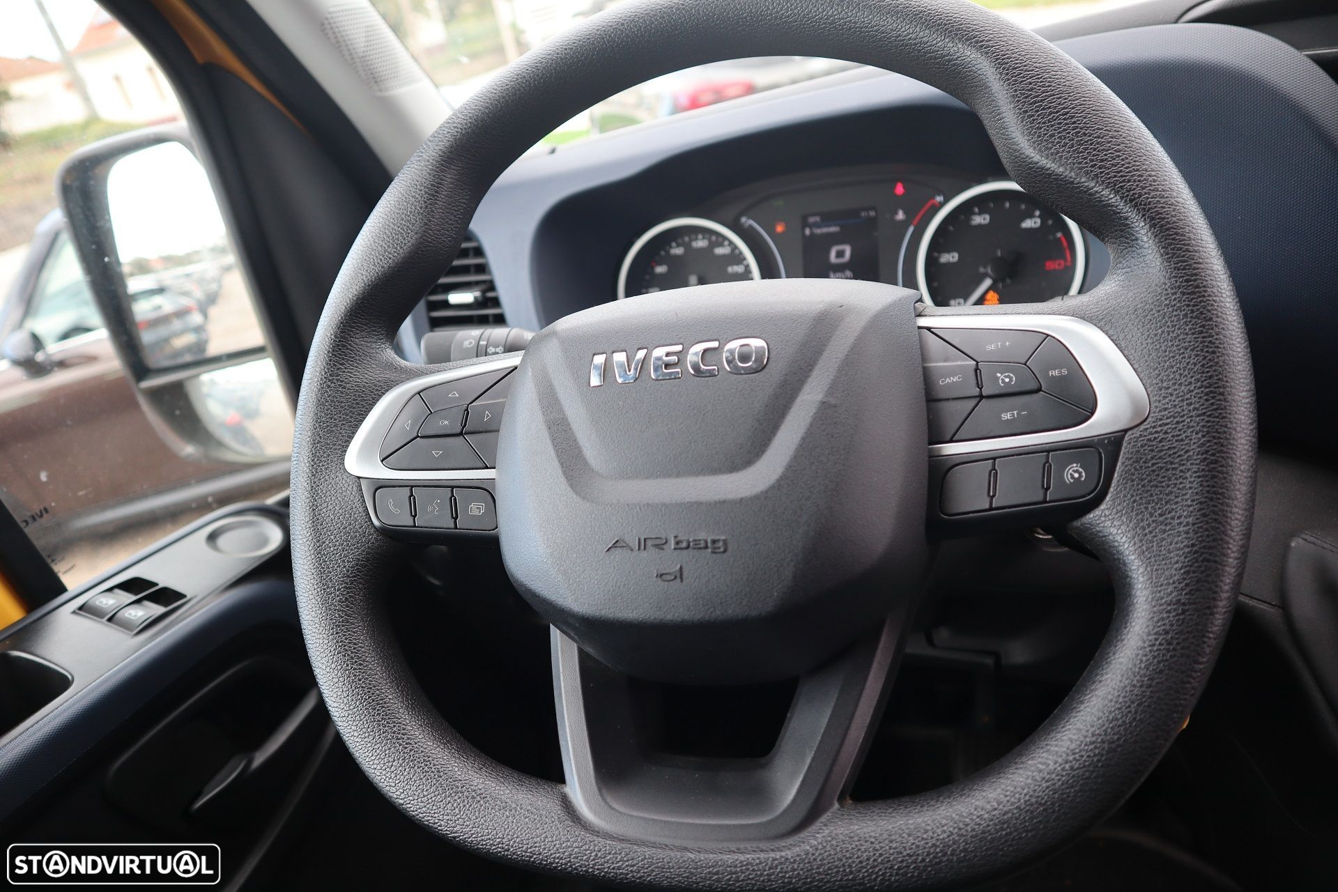 Iveco Daily 3.0 35C18H 4100 CD - 9