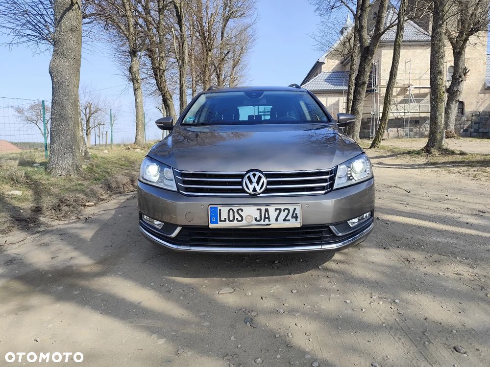 Volkswagen Passat 2.0 TDI Sportline DSG - 8