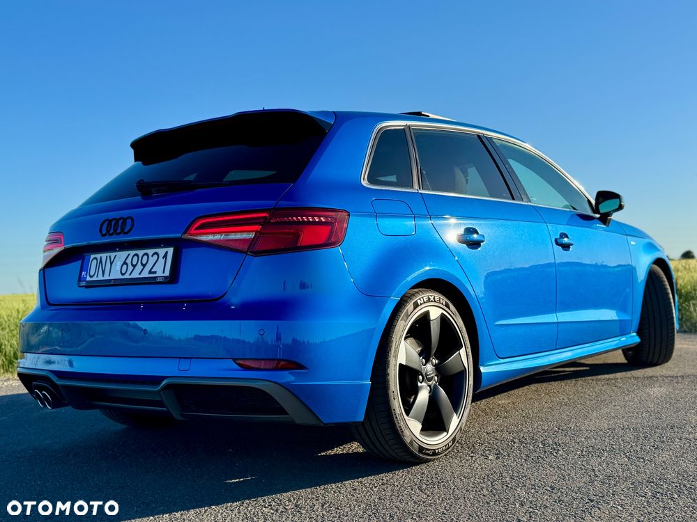 Audi A3 Sportback 2.0 TDI (clean diesel) quattro S tronic S line Sportpaket - 9