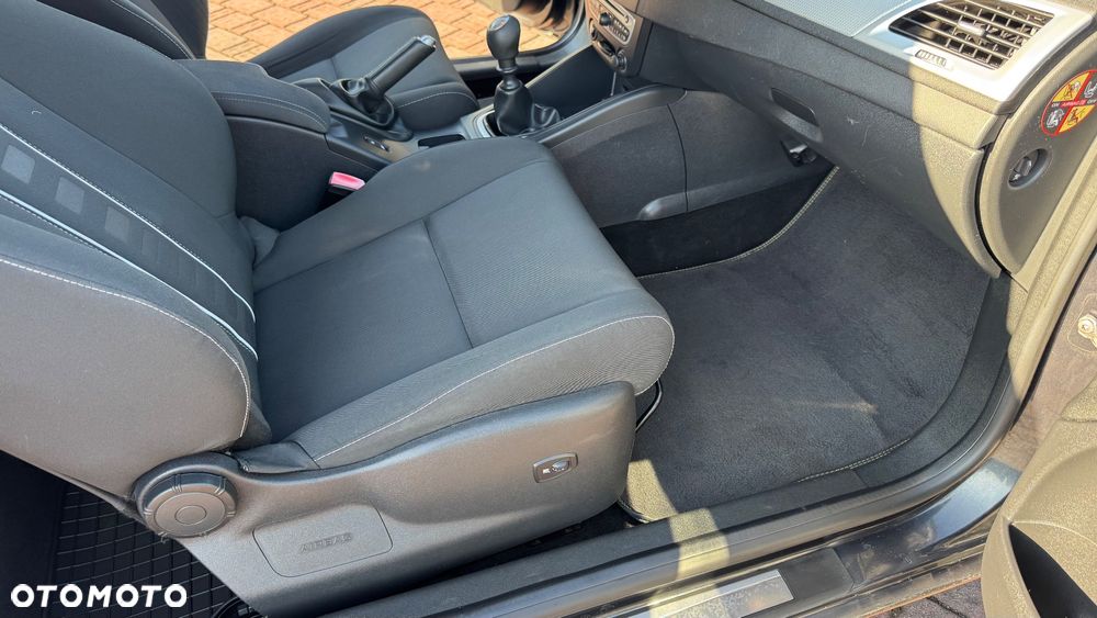 Renault Megane TCe 180 Luxe - 31