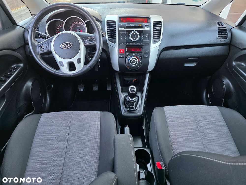 Kia Venga 1.4 CVVT Titanium Collection - 6