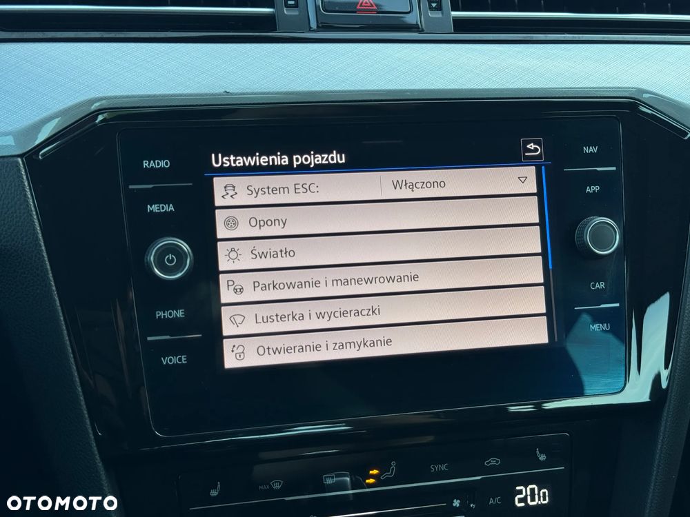 Volkswagen Passat 2.0 TSI Business DSG - 18