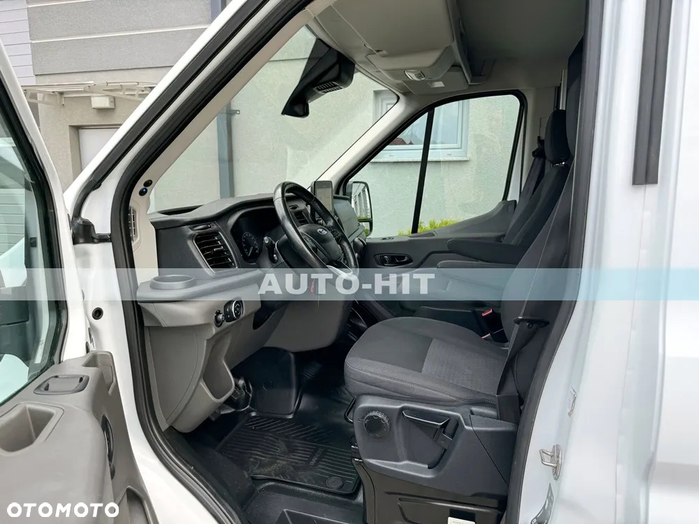 Ford Transit - 21