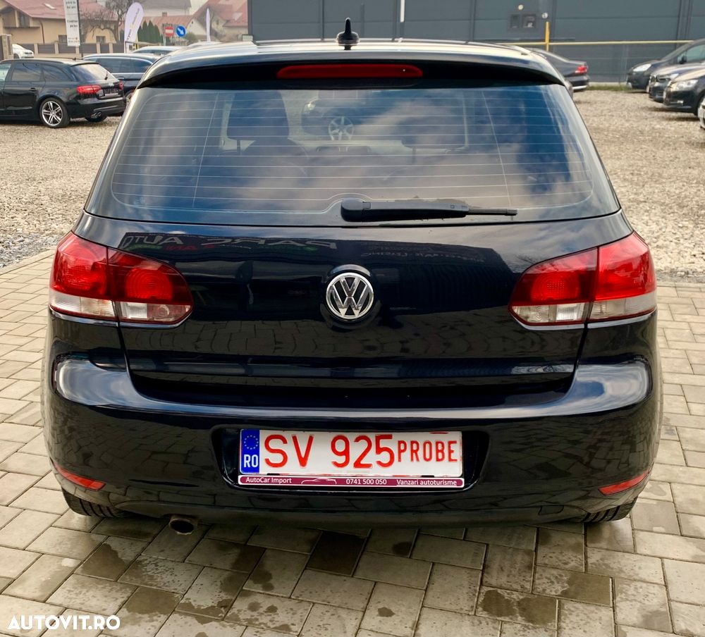Volkswagen Golf 1.6 TDI DPF BlueMotion - 4