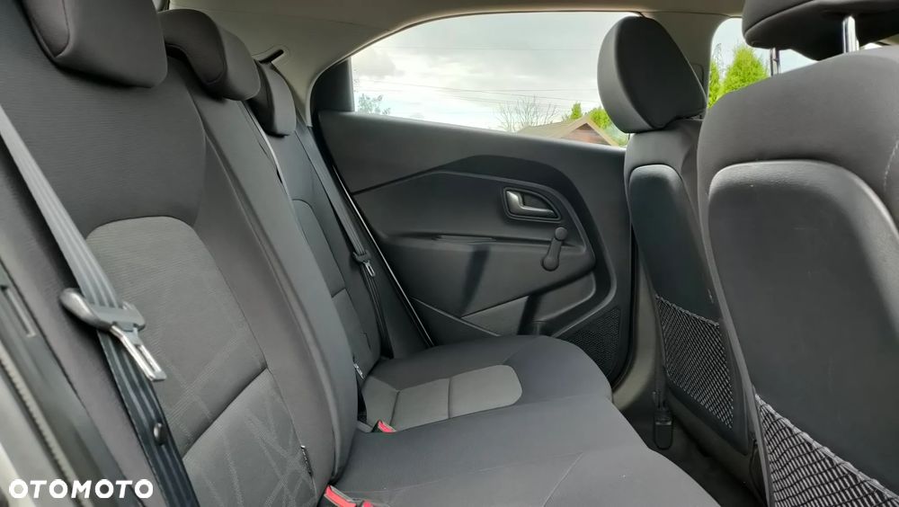 Kia Rio 1.4 Dream Team Edition - 10