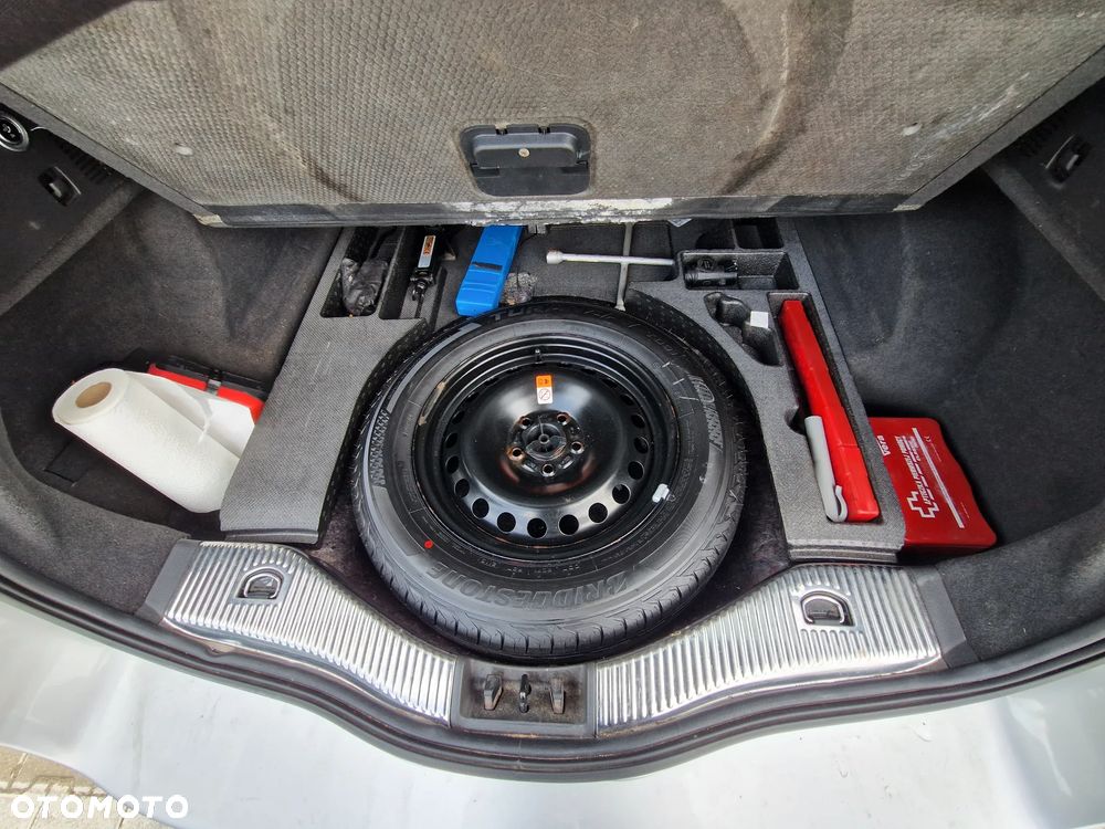 Ford Mondeo 2.0 TDCi Titanium PowerShift - 25