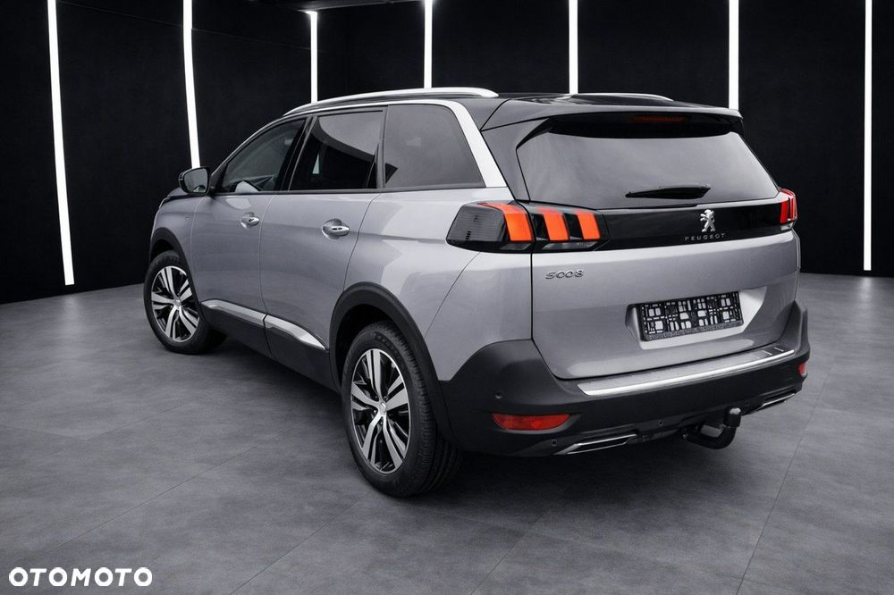 Peugeot 5008 - 6