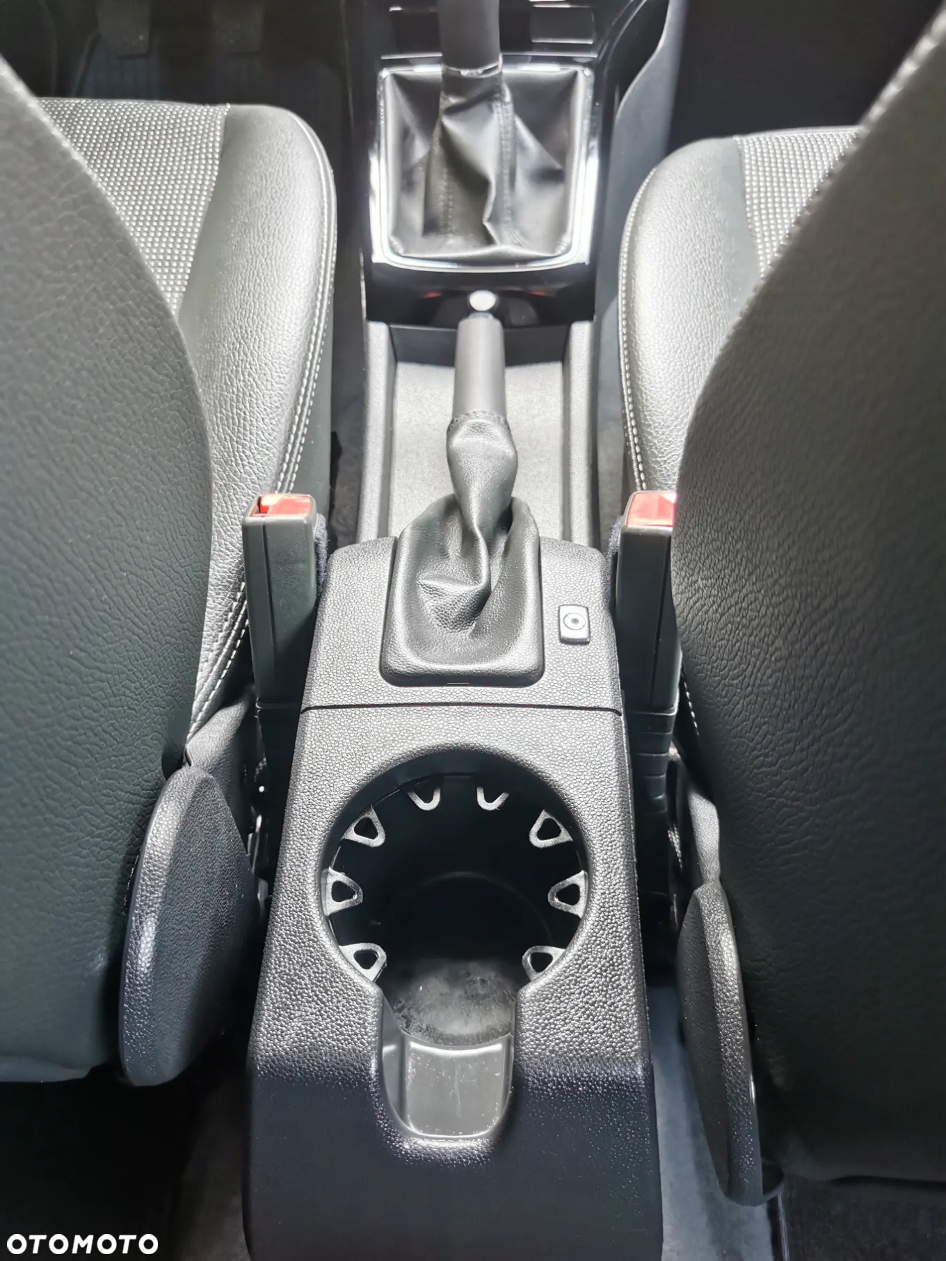 Opel Astra III 1.6 Cosmo - 23