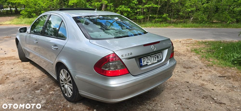 Mercedes-Benz Klasa E 220 CDI Automatik Avantgarde DPF - 11