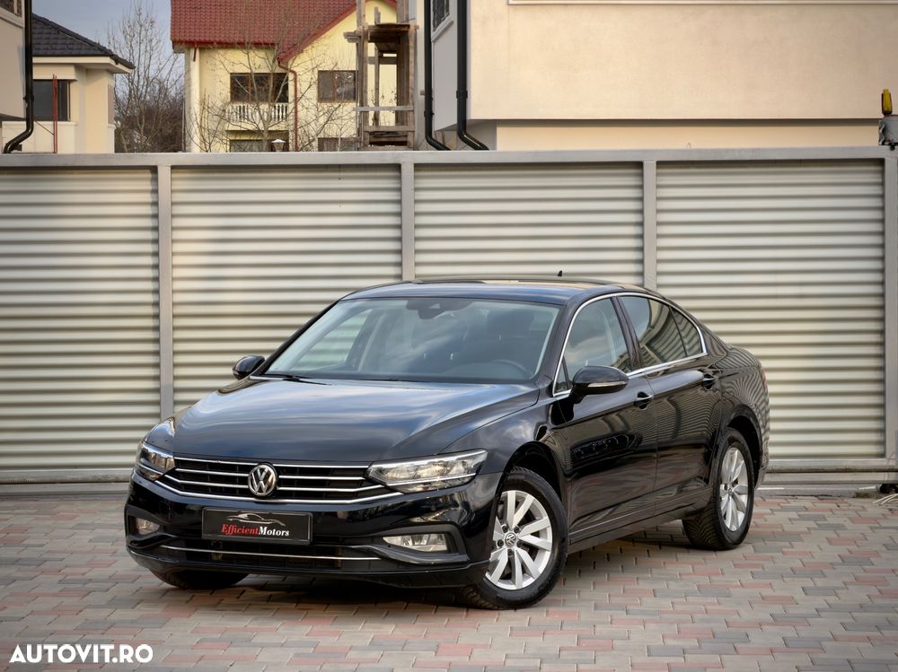 Volkswagen Passat 1.6 TDI DSG Comfortline - 1