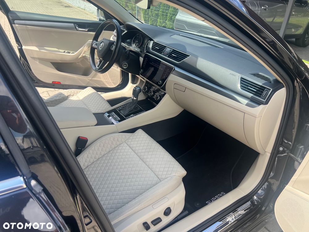 Skoda Superb 2.0 TDI 4x4 Style DSG - 16