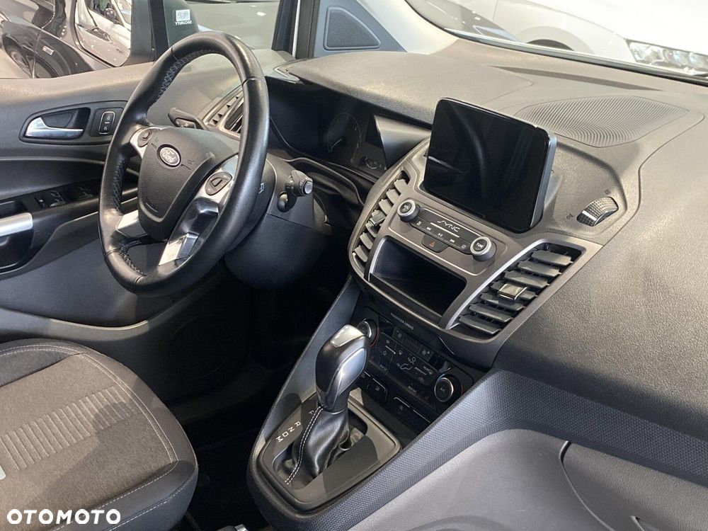 Ford Tourneo Connect - 28