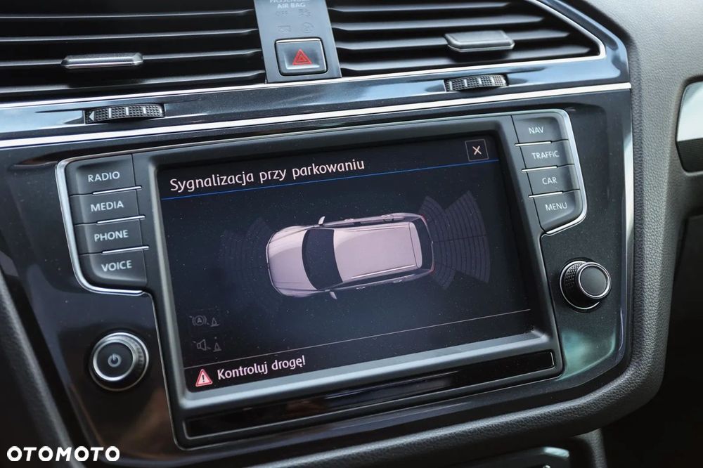 Volkswagen Tiguan 2.0 TDI SCR 4MOTION DSG Highline - 25
