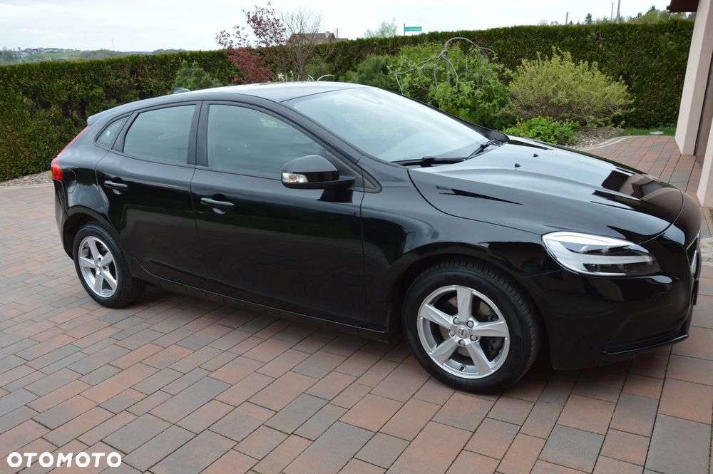 Volvo V40 T2 - 8