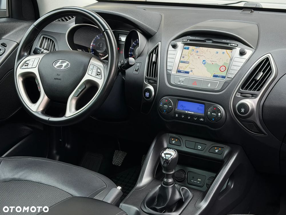 Hyundai ix35 1.7 CRDi Premium 2WD - 23