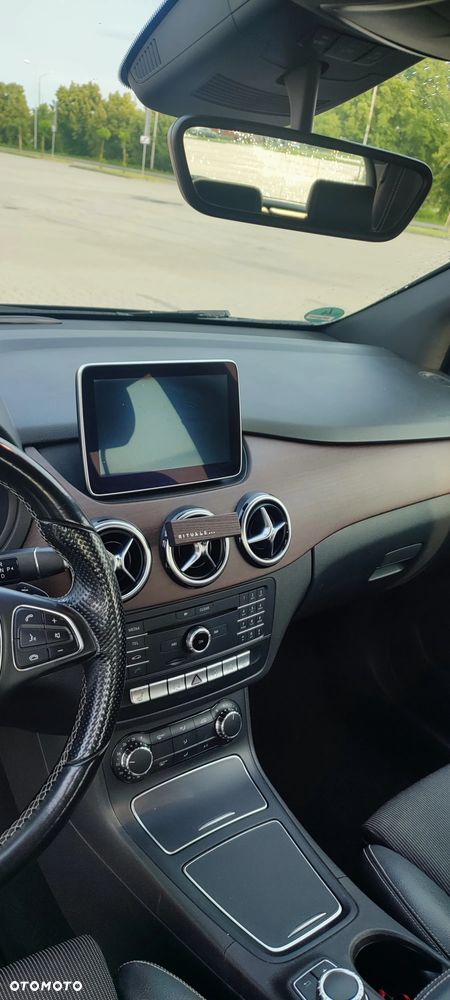 Mercedes-Benz Klasa B 200 7G-DCT - 4