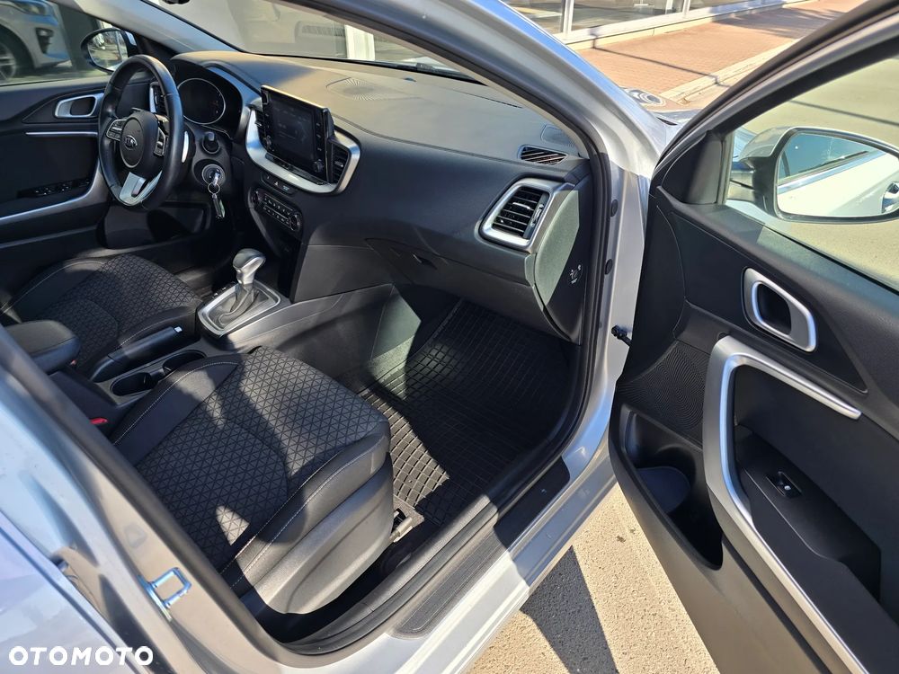 Kia Ceed 1.6 CRDi SCR L Business Line DCT - 11