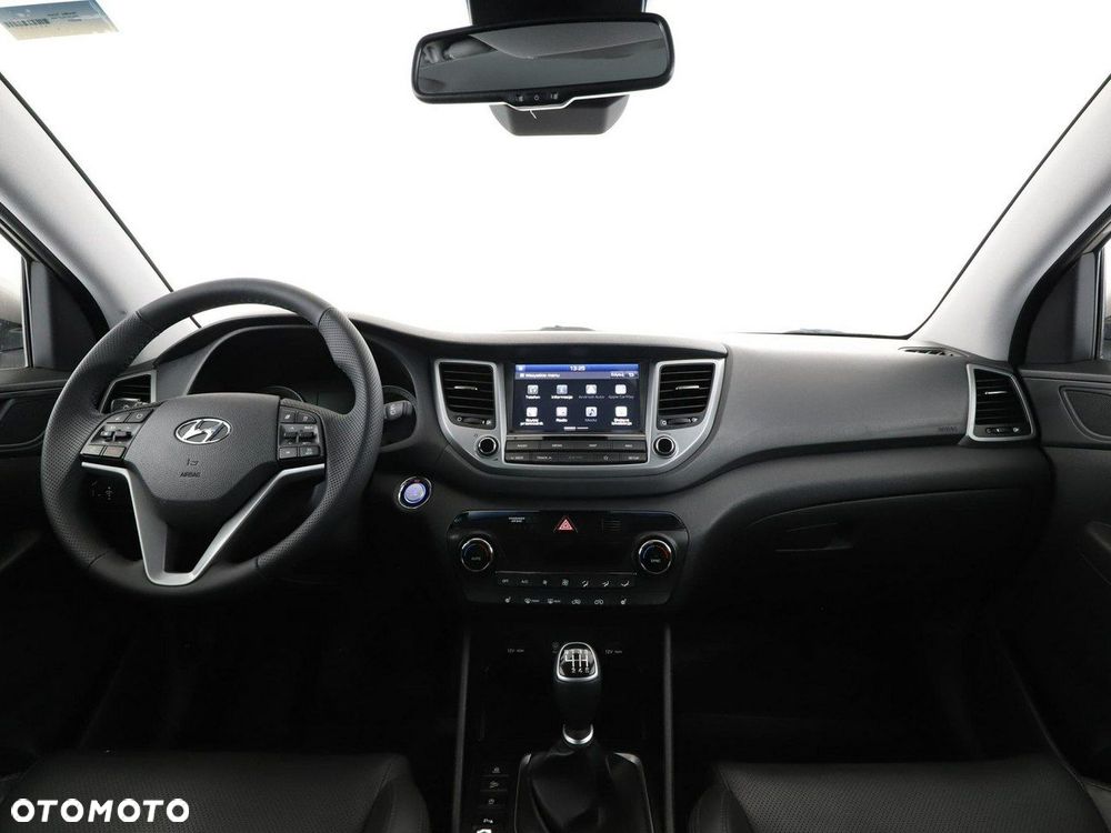 Hyundai Tucson 1.6 GDi 2WD Select - 16