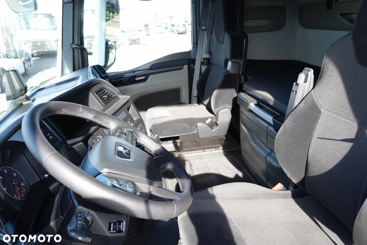 MAN TGX 18.470 / RETARDER / CAŁY NA PODUSZKACH / NOWY MODEL / GM / PO KONTRAKCIE SERWISOWYM - 25