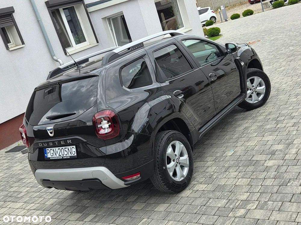 Dacia Duster 1.6 SCe Blackshadow S&S - 30