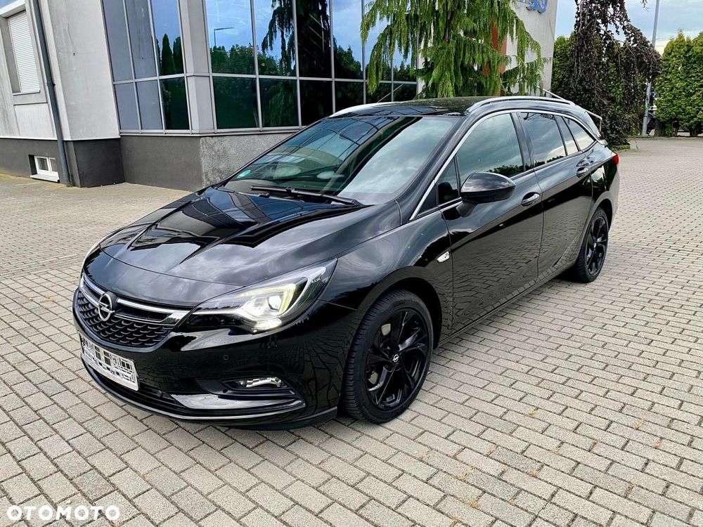 Opel Astra 1.6 CDTI Elite - 1