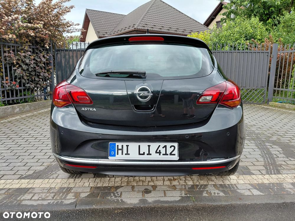 Opel Astra 1.6 Exklusiv - 23